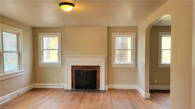 1009 Logan Street, Greensboro, NC 27406