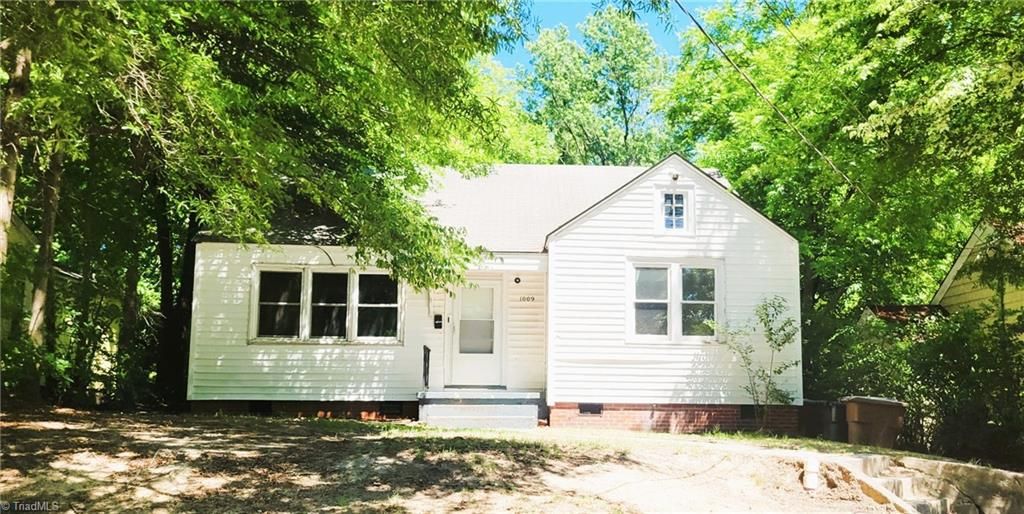 1009 Logan Street, Greensboro, NC 27406