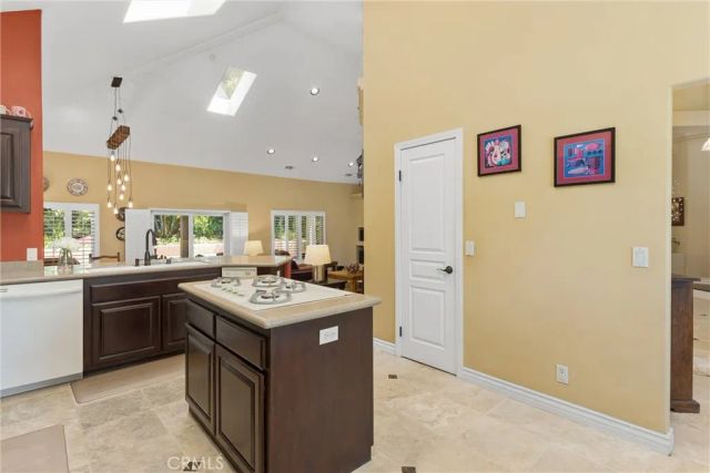 1515 S Center Street, Redlands, CA 92373