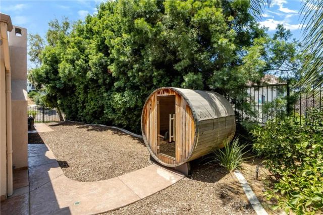 1515 S Center Street, Redlands, CA 92373