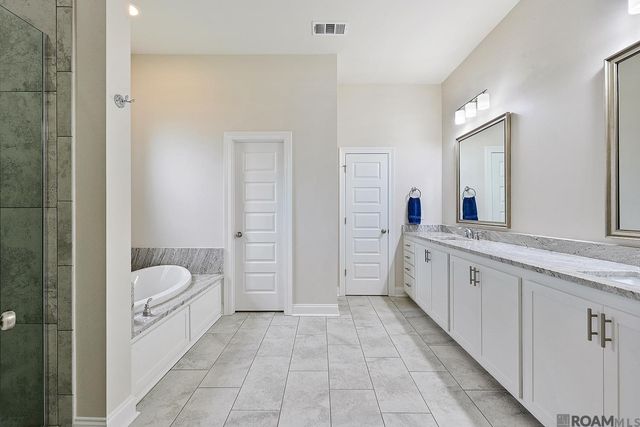 36291 Belle Savanne Ave, Geismar, LA 70734