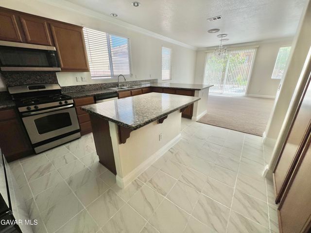 4564 Jewel Drive, Lancaster, CA 93536