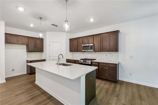 204 Silverleaf Trl, Bethlehem, GA 30620