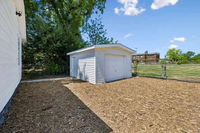 1511 E 13th Street, Chattanooga, TN 37404
