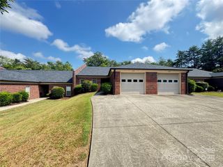 606 Camrose Circle NE, Concord, NC 28025