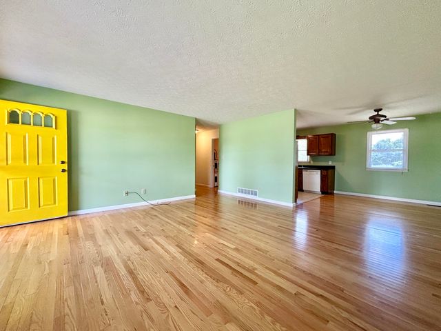 1187 Parkers Mill Road, Somerset, KY 42501