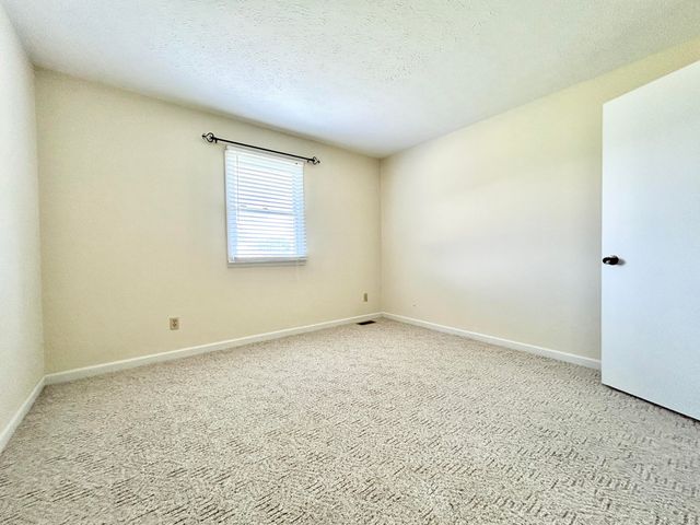1187 Parkers Mill Road, Somerset, KY 42501