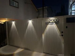 21209 De La Guerra Street, Woodland Hills, CA 91364