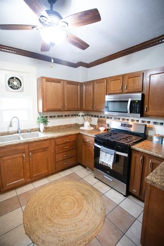 639 Curve Street Sw, City Of Grand Rapids, MI 49503