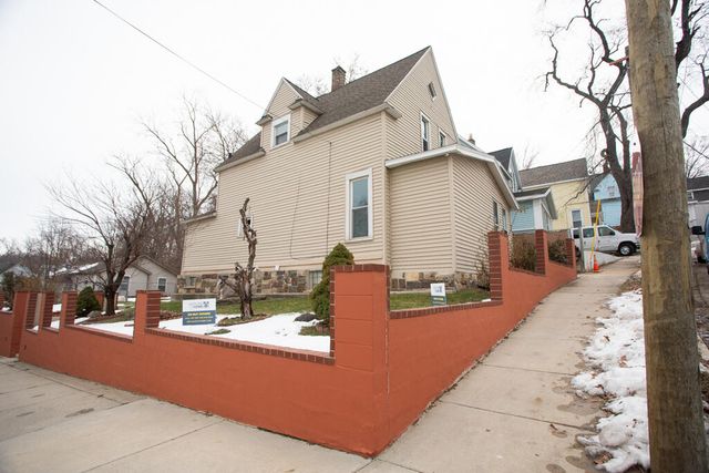 639 Curve Street Sw, City Of Grand Rapids, MI 49503