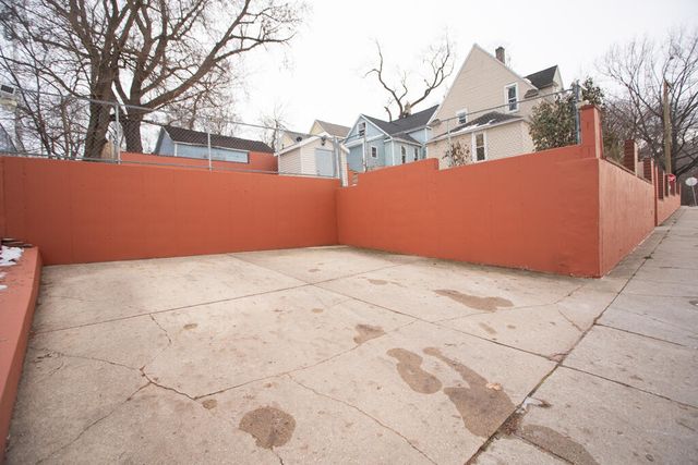 639 Curve Street Sw, City Of Grand Rapids, MI 49503