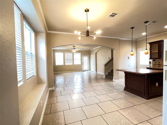 2639 Blackstone Drive, Grand Prairie, TX 75052