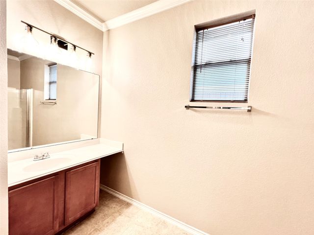 2639 Blackstone Drive, Grand Prairie, TX 75052