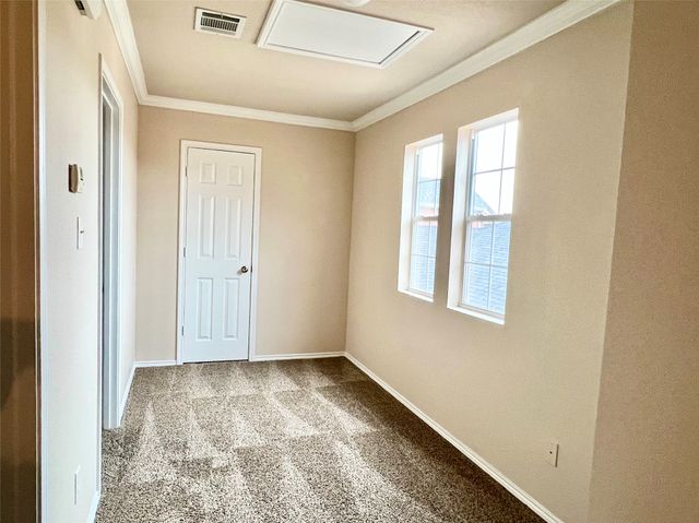 2639 Blackstone Drive, Grand Prairie, TX 75052