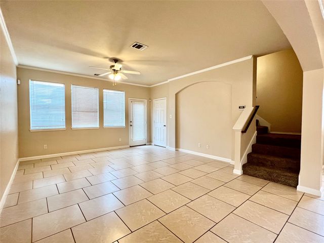 2639 Blackstone Drive, Grand Prairie, TX 75052