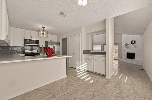 11535 Bellspring Drive, Houston, TX 77072