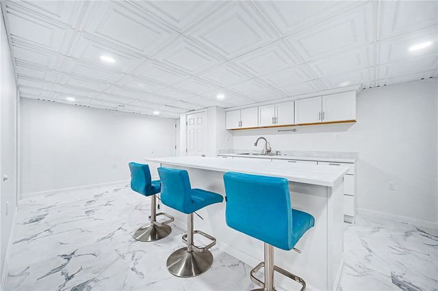 13 Bernon Drive, Lincoln, RI 02865