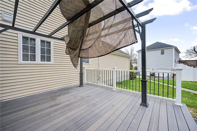 13 Bernon Drive, Lincoln, RI 02865