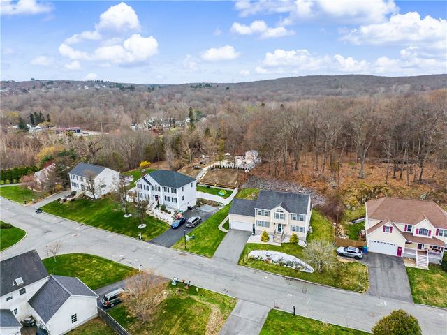 13 Bernon Drive, Lincoln, RI 02865