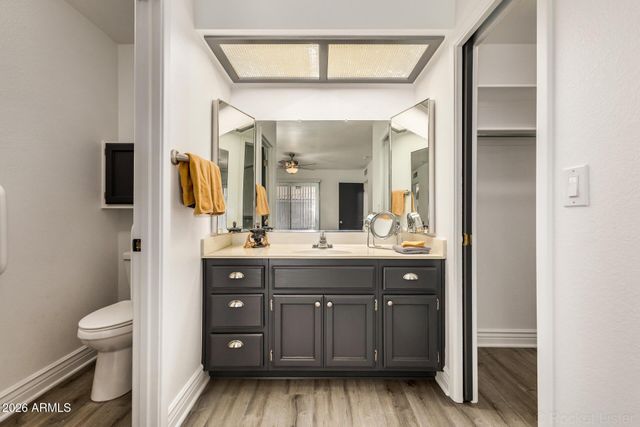 8227 E Nopal Avenue, Mesa, AZ 85209