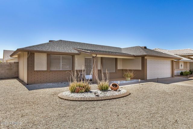 8227 E Nopal Avenue, Mesa, AZ 85209