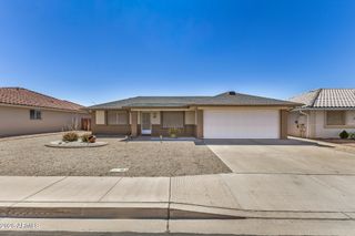 8227 E NOPAL Avenue, Mesa, AZ 85209