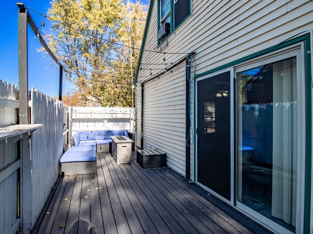 215 Fernwood Road, Montgomery, IL 60538