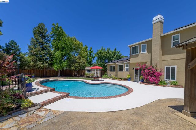 4183 Hall Ct, Pleasanton, CA 94566