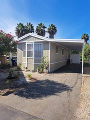 2907 S Santa Fe Ave 10, San Marcos, CA 92069