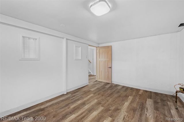 6336 Cambourne Road, Dearborn Heights, MI 48127