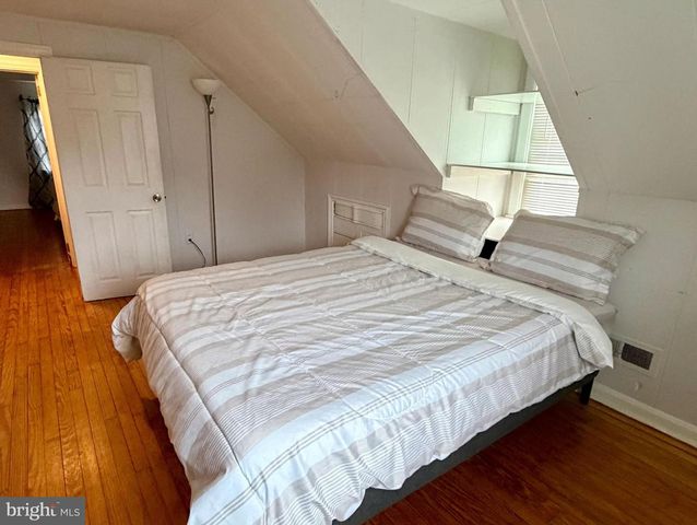 2001 SHIPLEY RD, Wilmington, DE 19803