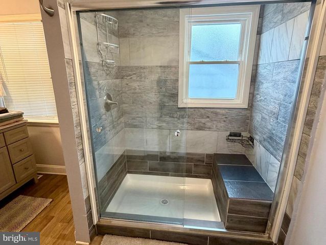 2001 SHIPLEY RD, Wilmington, DE 19803