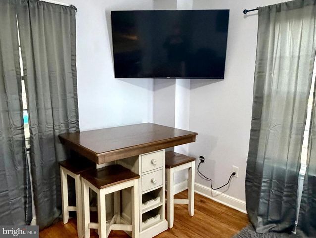 2001 SHIPLEY RD, Wilmington, DE 19803