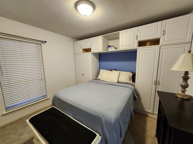 2112 Hunters Ridge, Carrollton, TX 75006