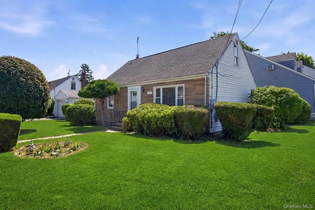1082 Myron Street, Uniondale, NY 11553