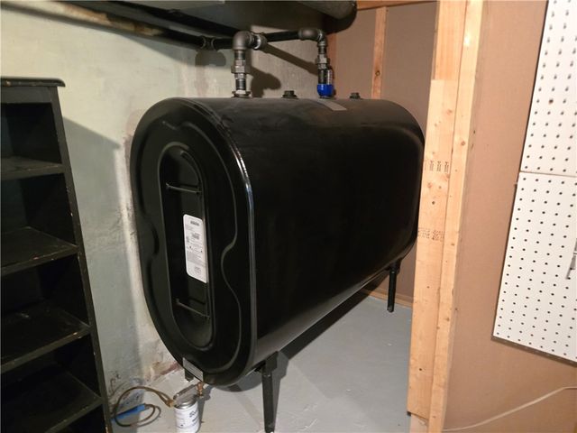 46 Galant Drive, Warwick, RI 02886