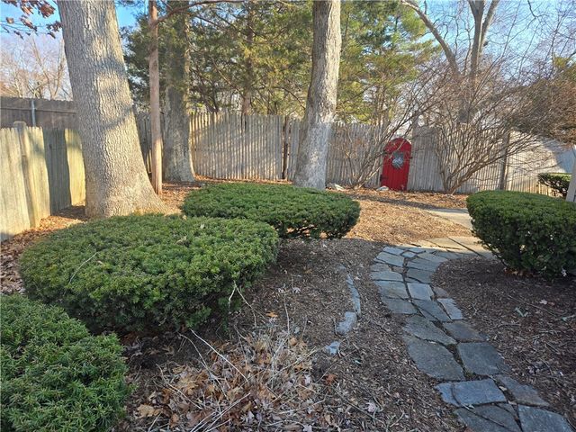 46 Galant Drive, Warwick, RI 02886