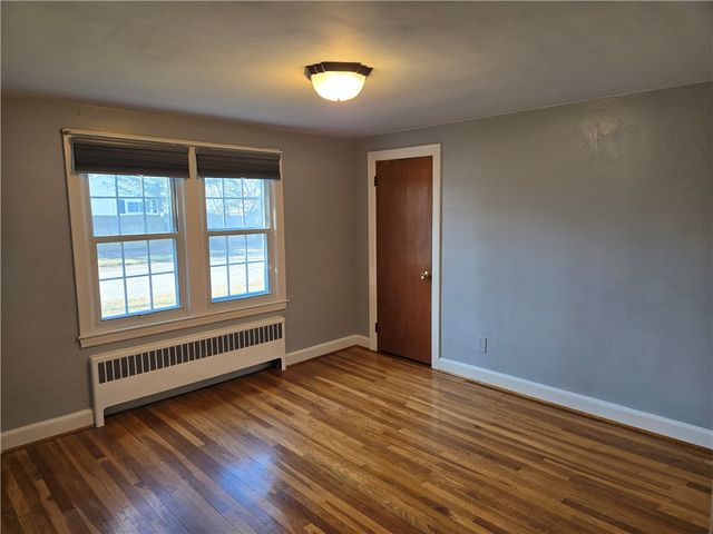 46 Galant Drive, Warwick, RI 02886