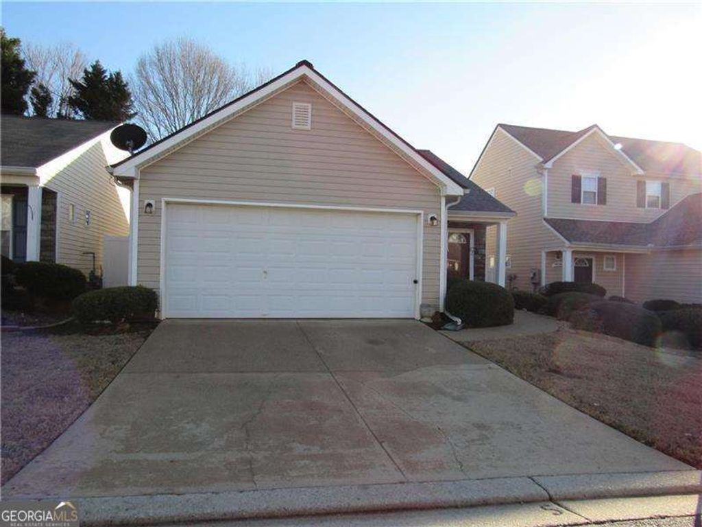 35 Granite Court, Dallas, GA 30132