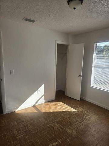 701 W BERESFORD ROAD, Deland, FL 32720