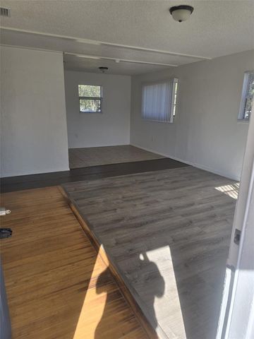 701 W BERESFORD ROAD, Deland, FL 32720