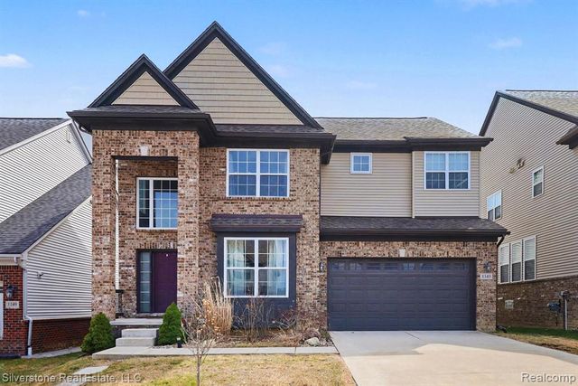 1143 Decker Drive, Lake Orion, MI 48359