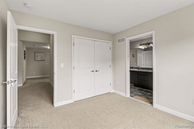 1143 Decker Drive, Lake Orion, MI 48359