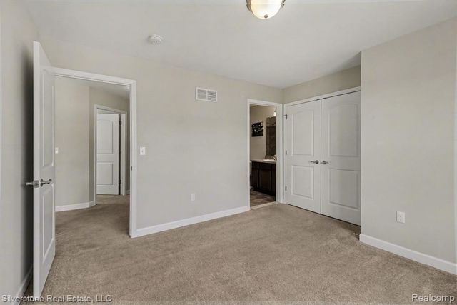 1143 Decker Drive, Lake Orion, MI 48359