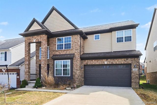 1143 Decker Drive, Lake Orion, MI 48359
