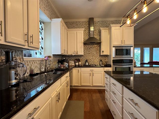 7406 Curly Leaf CV, Austin, TX 78750