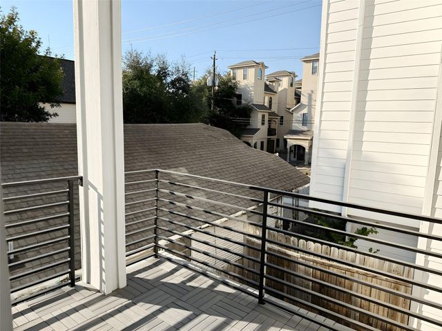 2115 Detering Street, Houston, TX 77007