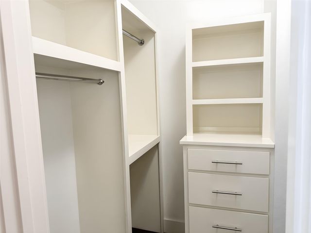 2115 Detering Street, Houston, TX 77007