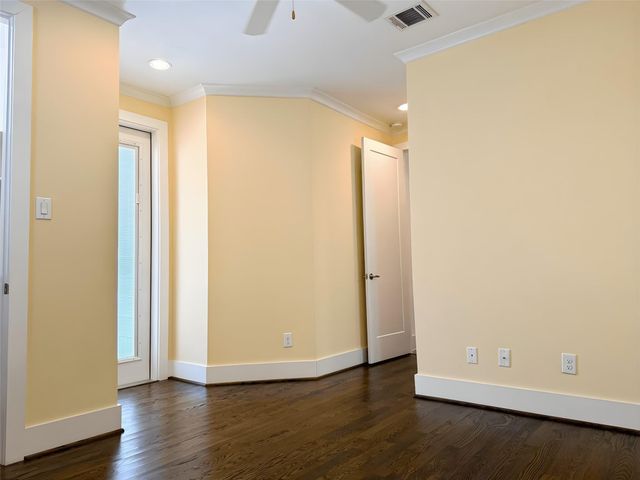 2115 Detering Street, Houston, TX 77007