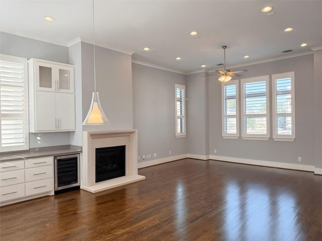 2115 Detering Street, Houston, TX 77007